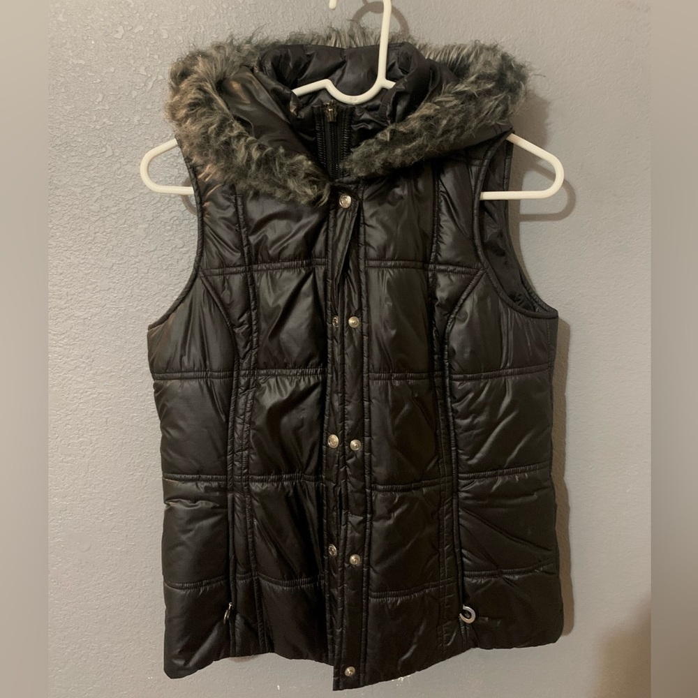 Womens Ariat puffer vest